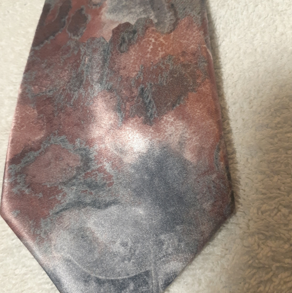NEW in sleeve Haggar elegant pastel tie